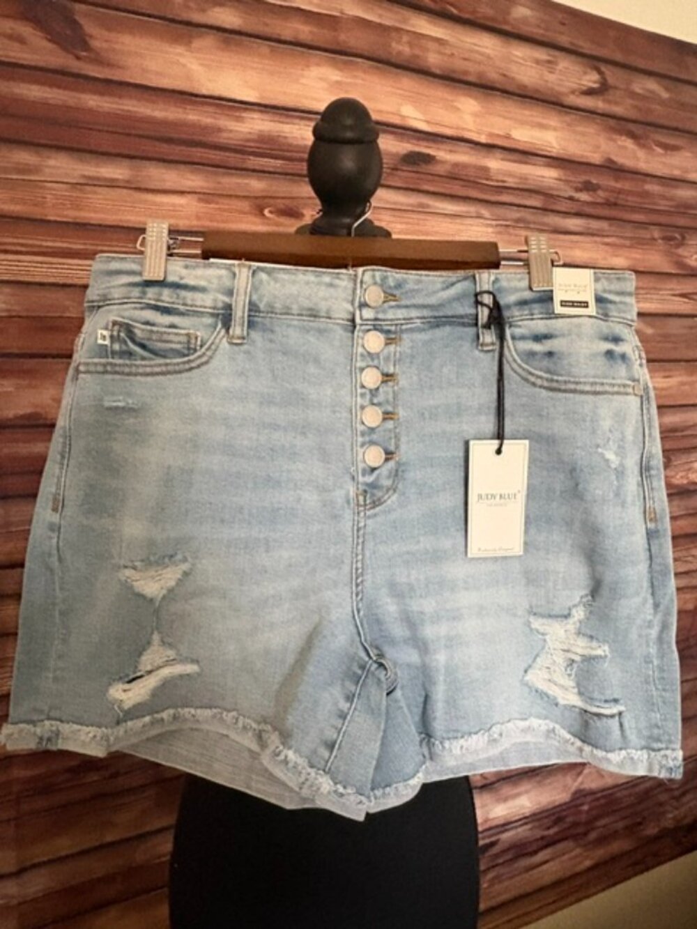Judy Blue Shorts Light Blue Distressed XL Button Fly High Waist JB150033 NWT
